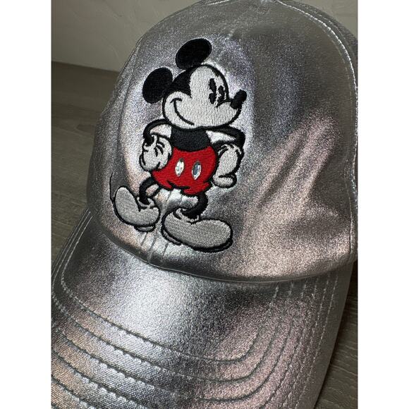 Mickey Mouse DIsneyland Silver Metallic Adjustable Unisex Baseball Cap Hat- NWT - Picture 2 of 5